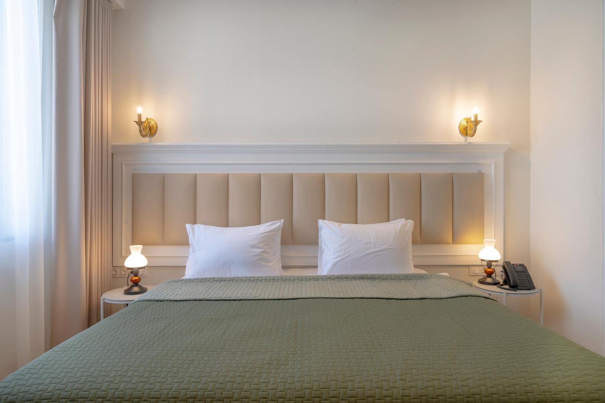 Iris Hotel Tbilisi Zewnętrze zdjęcie